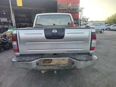 Здавання транспортного засобу nissan pick-up (d22) td doble cabina rally raid 4x4 року 2004 потужний yd25ddti