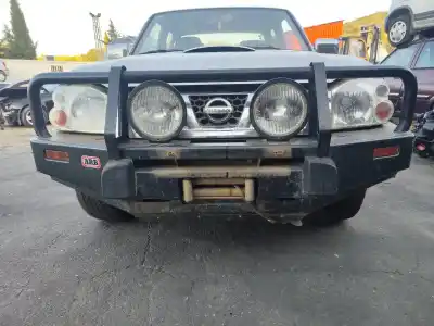 Здавання транспортного засобу nissan pick-up (d22) td doble cabina rally raid 4x4 року 2004 потужний yd25ddti