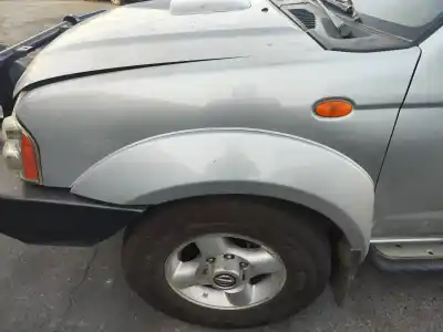 Здавання транспортного засобу nissan pick-up (d22) td doble cabina rally raid 4x4 року 2004 потужний yd25ddti