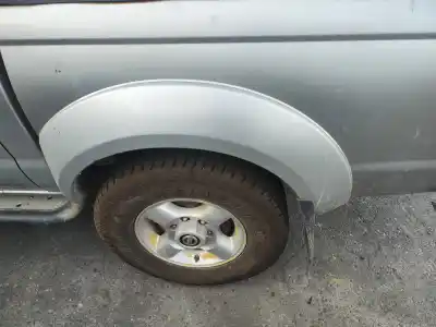 Здавання транспортного засобу nissan pick-up (d22) td doble cabina rally raid 4x4 року 2004 потужний yd25ddti