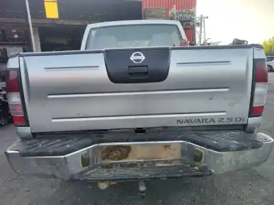 Здавання транспортного засобу nissan pick-up (d22) td doble cabina rally raid 4x4 року 2004 потужний yd25ddti