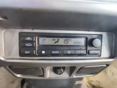 Здавання транспортного засобу nissan pick-up (d22) td doble cabina rally raid 4x4 року 2004 потужний yd25ddti