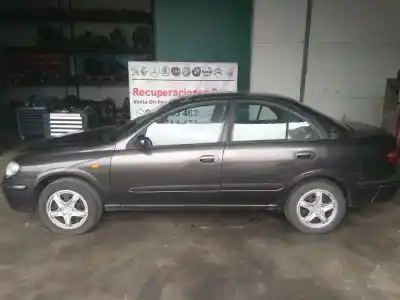 Veicolo di demolizione nissan almera (n16/e) yd22ddt dell'anno 2000 alimentato yd22ddt