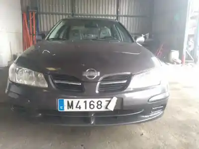Veicolo di demolizione nissan almera (n16/e) yd22ddt dell'anno 2000 alimentato yd22ddt