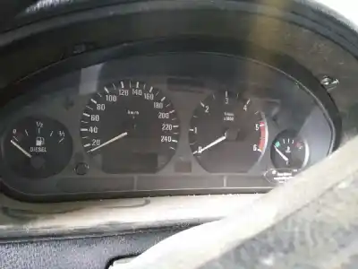 Veículo de Sucata bmw serie 3 compacto (e36) 174t1 do ano 2000 alimentado 174t1