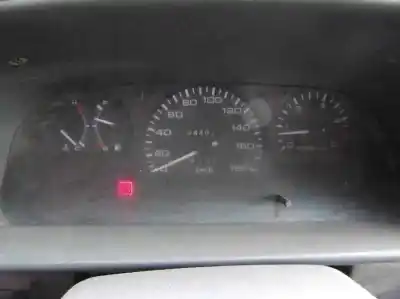 Veicolo di demolizione ssangyong musso om662 dell'anno 1997 alimentato 662 om662