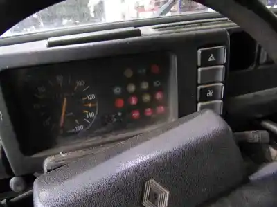 Vehicul casat renault 4 berlina familiar furgoneta básico l r 1123 al anului 1987 alimentat 