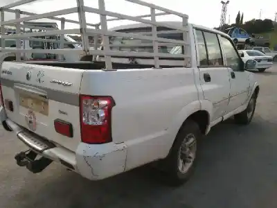 Veículo de Sucata ssangyong musso 662la 88kw do ano 2006 alimentado 662la