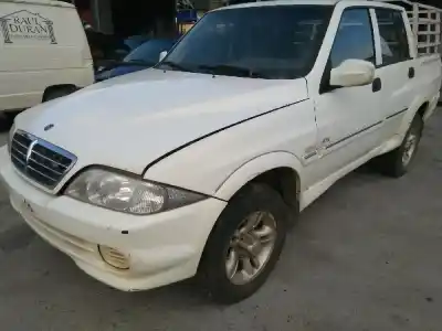 Veículo de Sucata ssangyong musso 662la 88kw do ano 2006 alimentado 662la