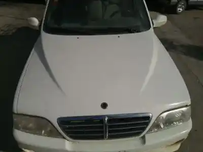 Veículo de Sucata ssangyong musso 662la 88kw do ano 2006 alimentado 662la