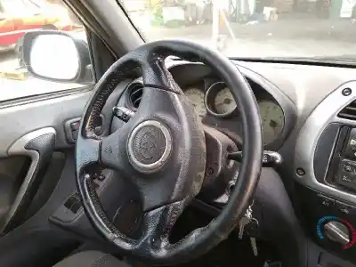 Scrapping Vehicle toyota rav4 (a2) 1azfe of the year 2001 powered 1azfe