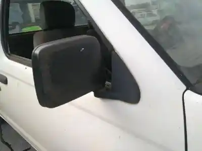 Scrapping Vehicle nissan pickup (d22) yd25ddti of the year 2002 powered yd25ddti