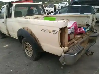 Scrapping Vehicle nissan pickup (d22) yd25ddti of the year 2002 powered yd25ddti