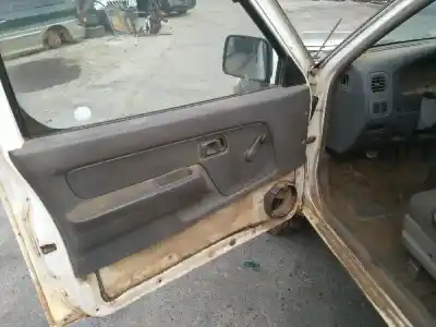 Scrapping Vehicle nissan pickup (d22) yd25ddti of the year 2002 powered yd25ddti