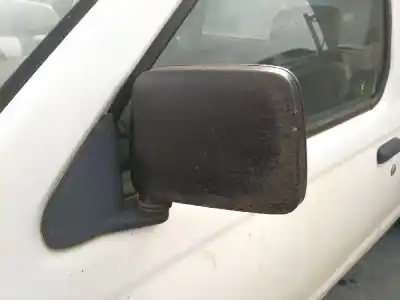 Scrapping Vehicle nissan pickup (d22) yd25ddti of the year 2002 powered yd25ddti