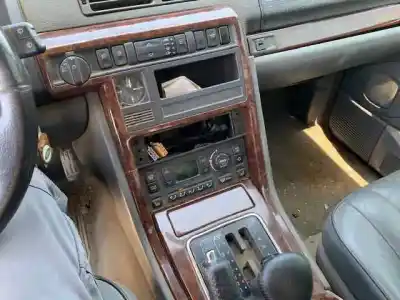 Здавання транспортного засобу land rover range rover ii (p38a) 4.6 4x4 року 2000 потужний 60d