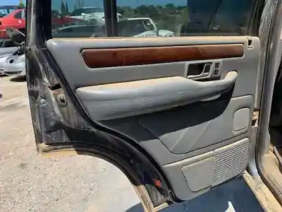 Здавання транспортного засобу land rover range rover ii (p38a) 4.6 4x4 року 2000 потужний 60d