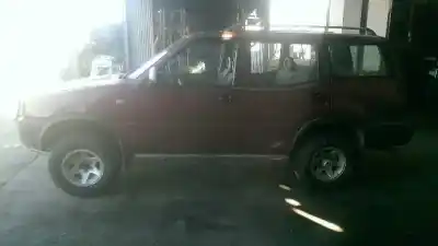 Véhicule à la ferraille nissan terrano/terrano.ii (r20) td27 de l'année 1993 alimenté td27