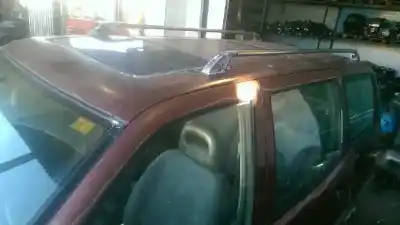 Véhicule à la ferraille nissan terrano/terrano.ii (r20) td27 de l'année 1993 alimenté td27