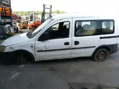 Scrapping Vehicle opel combo corsa c of the year 2002 powered y17dt