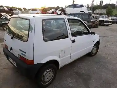 Veículo de Sucata fiat cinquecento (170_) 0.7 i (170ad) do ano 1993 alimentado 170a046