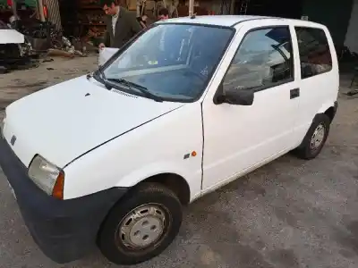 Veículo de Sucata fiat cinquecento (170_) 0.7 i (170ad) do ano 1993 alimentado 170a046