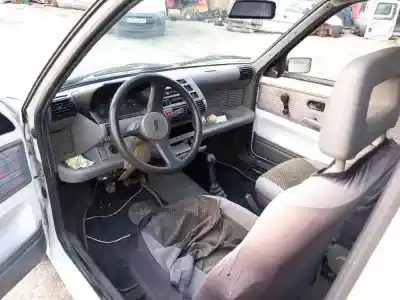 Veículo de Sucata fiat cinquecento (170_) 0.7 i (170ad) do ano 1993 alimentado 170a046