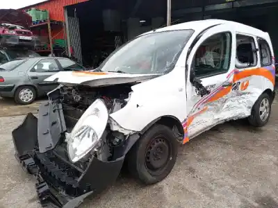 Veicolo di demolizione renault kangoo m/d k9k b6 dell'anno 2014 alimentato k9k b6