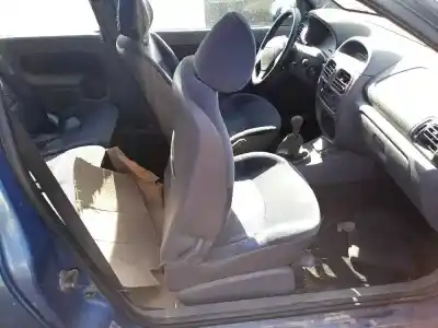 Здавання транспортного засобу renault clio ii fase ii (b/cb0) 1.9 dti diesel 80 cv / 59 kw року 2000 потужний f9q780