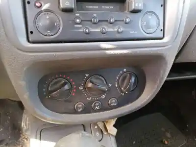 Здавання транспортного засобу renault clio ii fase ii (b/cb0) 1.9 dti diesel 80 cv / 59 kw року 2000 потужний f9q780