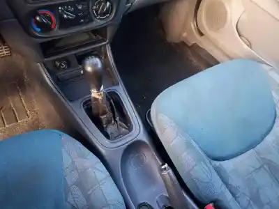 Veículo de Sucata nissan almera (n16/e) qg15de do ano 2001 alimentado qg15de