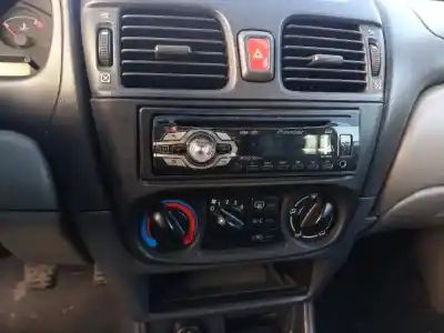 Veículo de Sucata nissan almera (n16/e) qg15de do ano 2001 alimentado qg15de