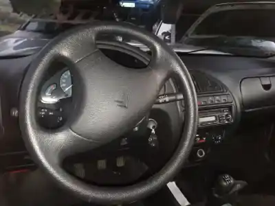 Vehículo de desguace citroen saxo (s0, s1) 1.4 vts del año 2001 con motor kfxtu3jp