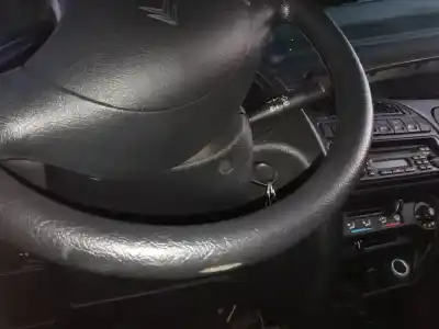 Vehículo de desguace citroen saxo (s0, s1) 1.4 vts del año 2001 con motor kfxtu3jp