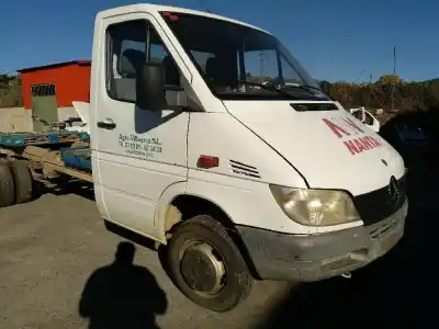 Veículo de Sucata mercedes-benz sprinter mercedes-benz do ano 2000 alimentado 611981