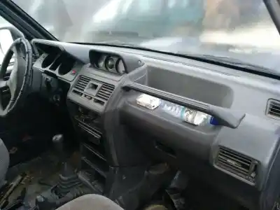 Scrapping Vehicle mitsubishi montero v20 v40 2500 td gl 3ptas. of the year 1995 powered 4d56