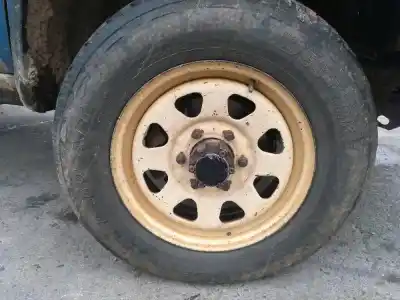 Vehicul casat nissan pickup (d22) td25ti al anului 1999 alimentat td25ti