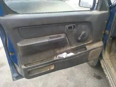 Scrapping Vehicle nissan pickup d22 td doble cabina navara 4x4 of the year 1999 powered td25ti