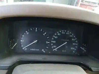 Здавання транспортного засобу land rover discovery (salljg/lj) d21l року 2001 потужний d21l