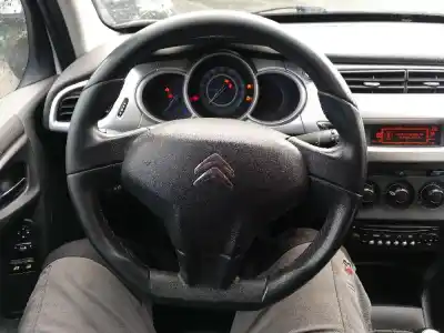 Vehicul casat citroen c3 8hr al anului 2011 alimentat 8hr