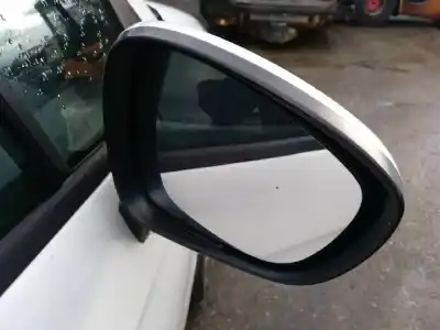 Vehicul casat citroen c3 8hr al anului 2011 alimentat 8hr