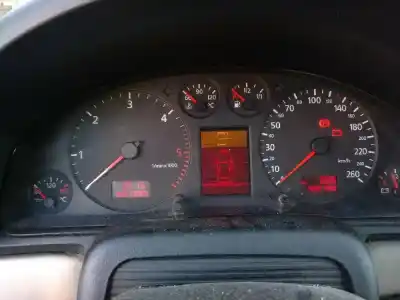 Scrapping Vehicle audi a4 b5 avant (8d5) 1.9 tdi of the year 2000 powered ajm