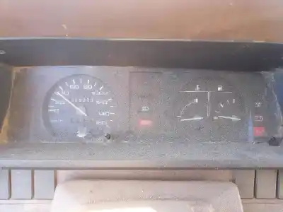 Veicolo di demolizione nissan vanette (c220) ld20 dell'anno 1989 alimentato ld20