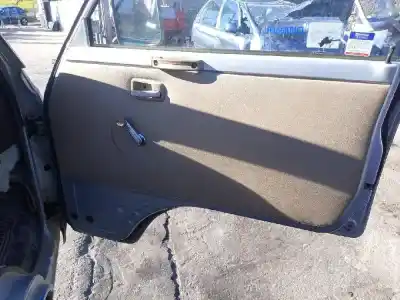 Veicolo di demolizione nissan vanette (c220) ld20 dell'anno 1989 alimentato ld20