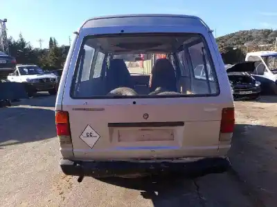 Veicolo di demolizione nissan vanette (c220) ld20 dell'anno 1989 alimentato ld20