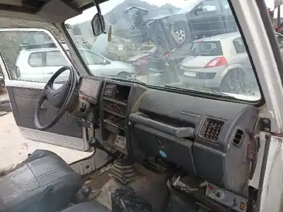 Véhicule à la ferraille suzuki samurai (sj413) g13ba de l'année 1996 alimenté g13ba