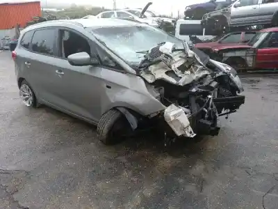 Hurda Aracı kia carens (rp) d4fd yılın 2001 güçlü d4fd