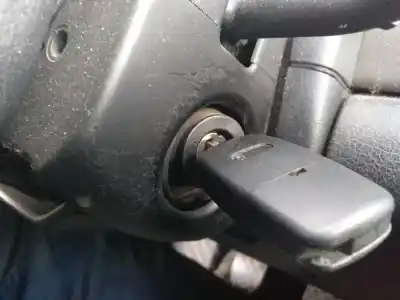 Veículo de Sucata audi a4 b5 (8d2) 1.9 tdi do ano 2001 alimentado ajm