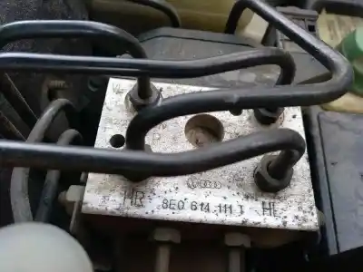 Veicolo di demolizione audi a4 b5 (8d2) 1.9 tdi dell'anno 2001 alimentato ajm