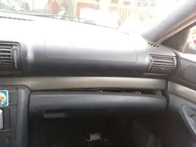 Veículo de Sucata audi a4 b5 (8d2) 1.9 tdi do ano 2001 alimentado ajm